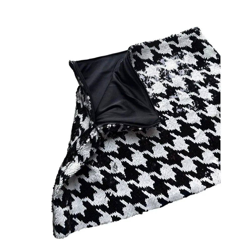 ZARA Black & White Sequined Houndstooth Mini Skirt Size L
